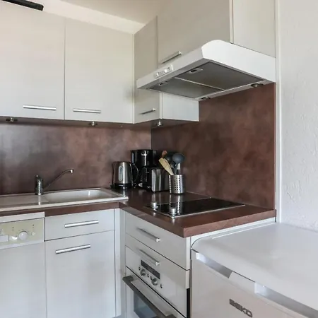 Apartment Flat With Pool And Terrace In - Welkeys *