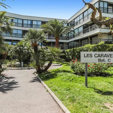 Flat With Pool And Terrace In - Welkeys